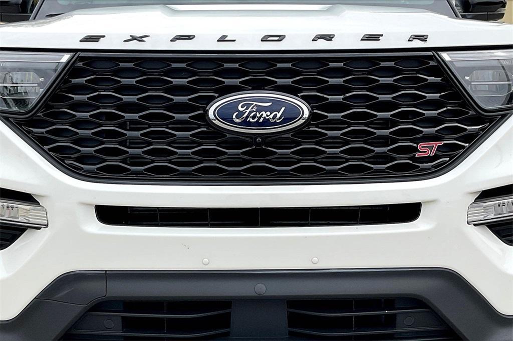 used 2022 Ford Explorer car, priced at $40,826