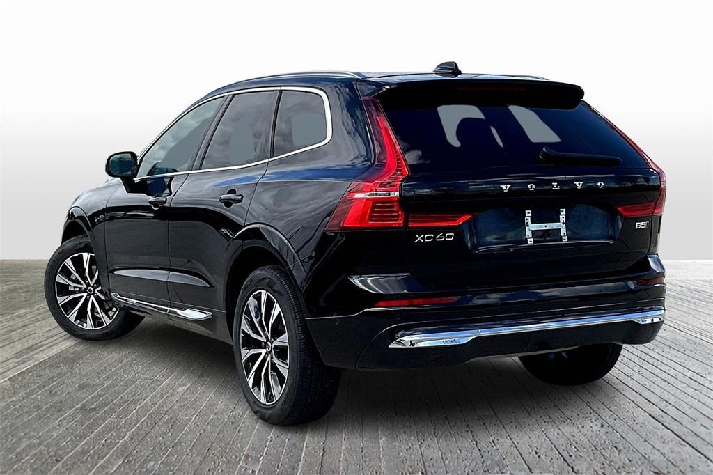 used 2023 Volvo XC60 car, priced at $40,889