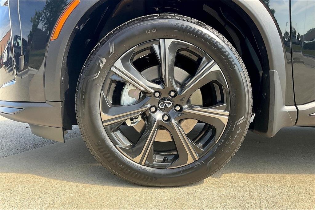 new 2026 INFINITI QX60 car, priced at $68,390