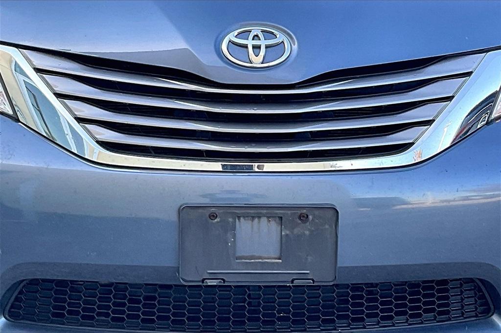 used 2015 Toyota Sienna car, priced at $19,587