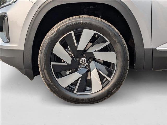 new 2026 Volkswagen Atlas Cross Sport car, priced at $51,702