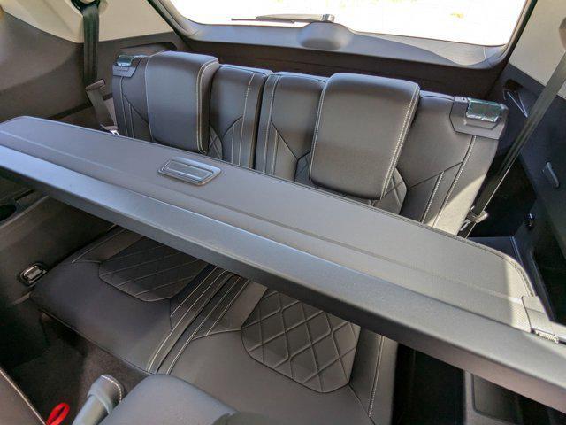 new 2025 Volkswagen Atlas car, priced at $54,189