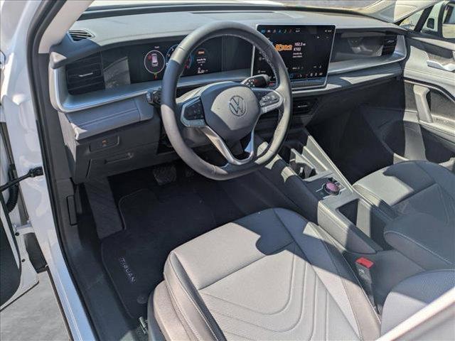 new 2025 Volkswagen Tiguan car, priced at $35,938