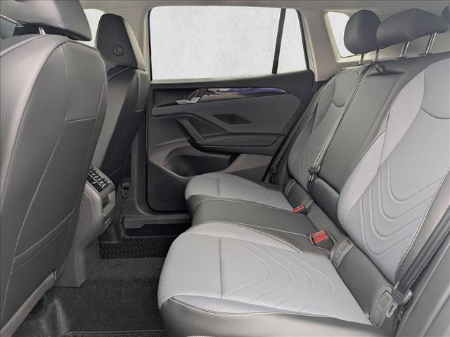 new 2025 Volkswagen Tiguan car, priced at $35,137