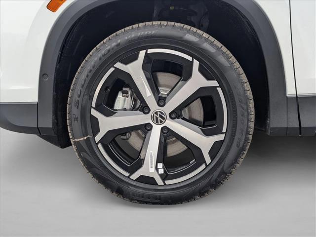 new 2025 Volkswagen Tiguan car, priced at $35,137