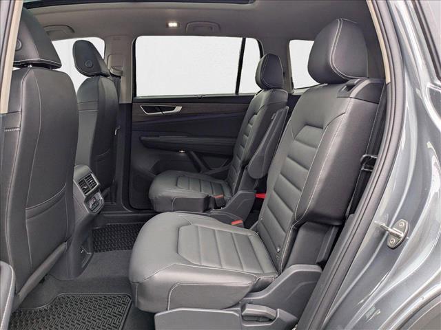 new 2025 Volkswagen Atlas car, priced at $48,499