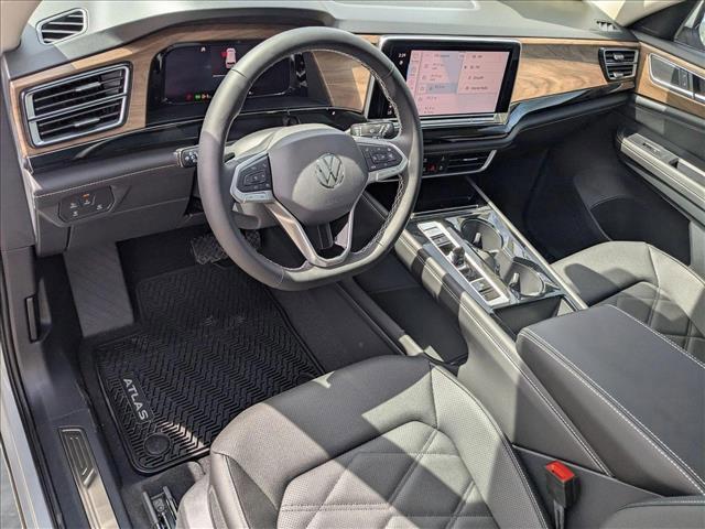 new 2025 Volkswagen Atlas car, priced at $45,182