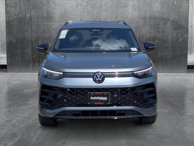 new 2025 Volkswagen Tiguan car, priced at $37,775