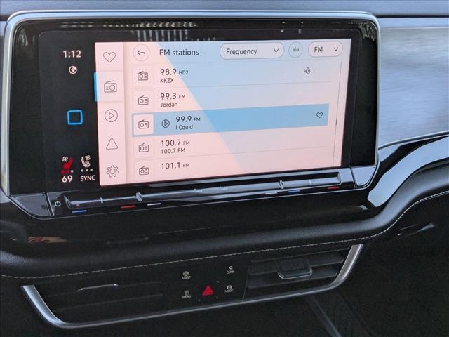 used 2024 Volkswagen Atlas Cross Sport car, priced at $34,995