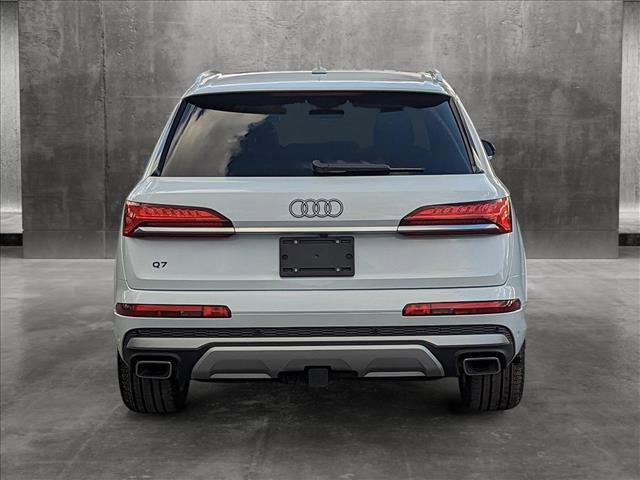 new 2025 Audi Q7 car, priced at $82,310