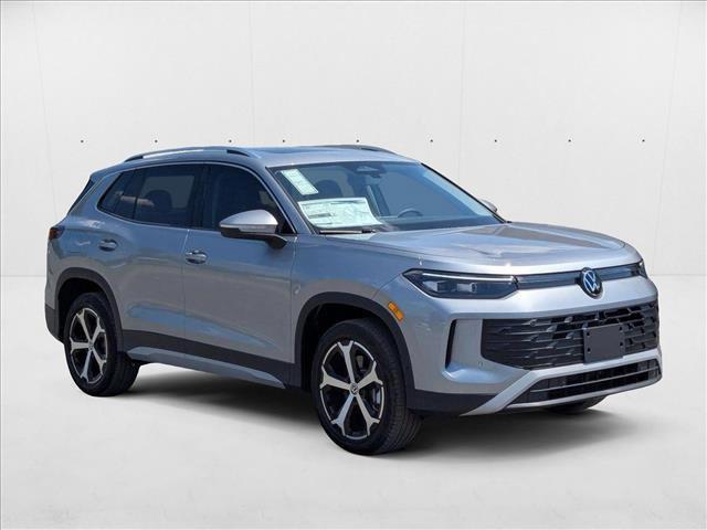 new 2025 Volkswagen Tiguan car, priced at $35,621