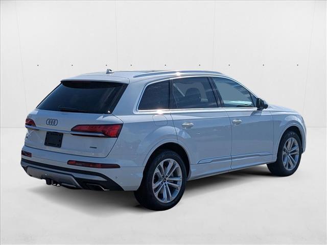 new 2025 Audi Q7 car, priced at $70,288