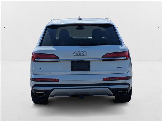 new 2025 Audi Q7 car, priced at $70,288