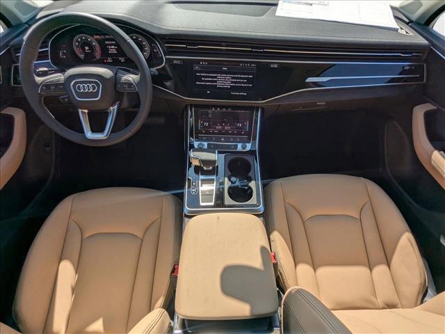 new 2025 Audi Q7 car, priced at $70,288