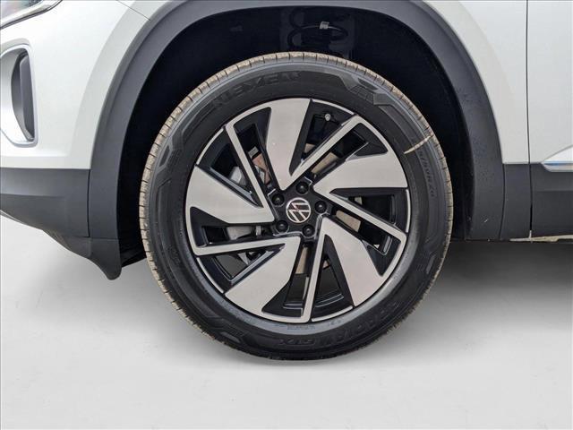 new 2025 Volkswagen Atlas car, priced at $47,146