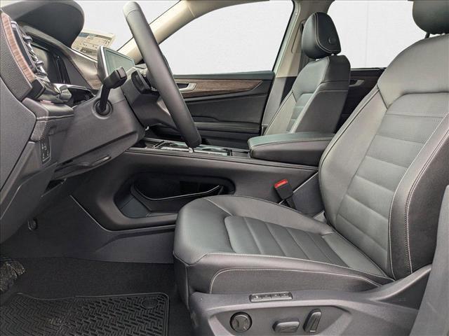 new 2025 Volkswagen Atlas car, priced at $47,146