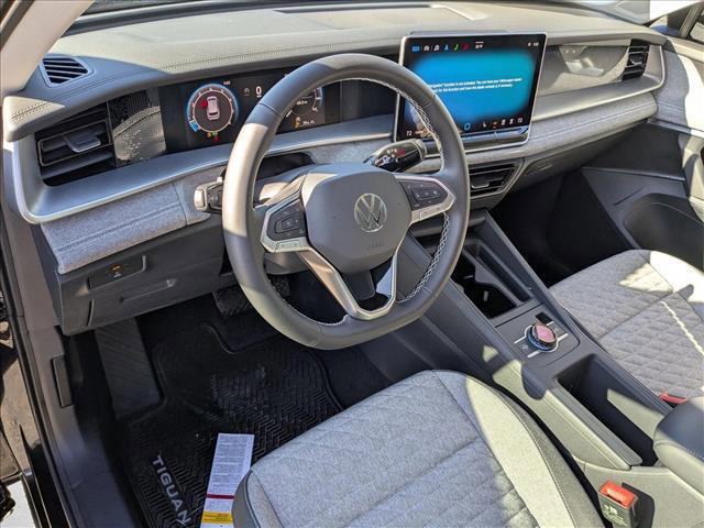new 2025 Volkswagen Tiguan car, priced at $32,685
