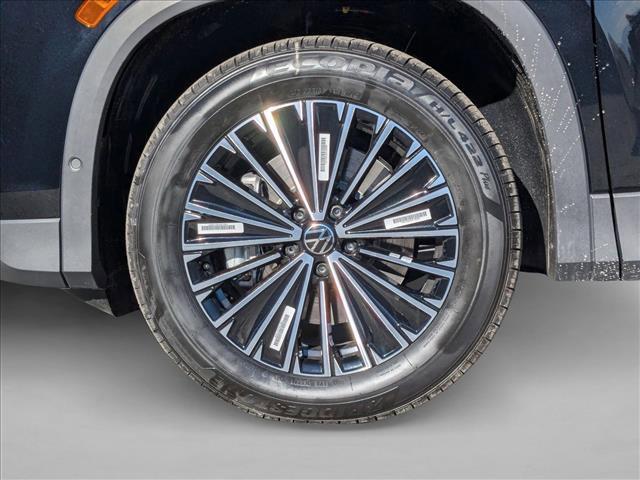 new 2025 Volkswagen Tiguan car, priced at $32,685