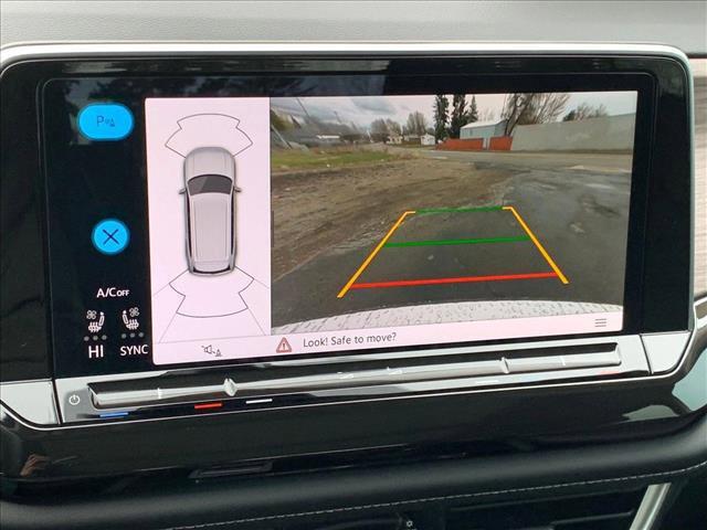 new 2025 Volkswagen Atlas car, priced at $49,184