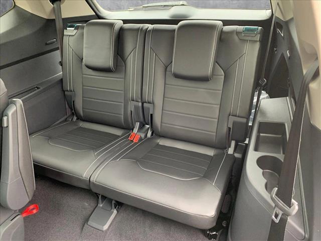 new 2025 Volkswagen Atlas car, priced at $49,184