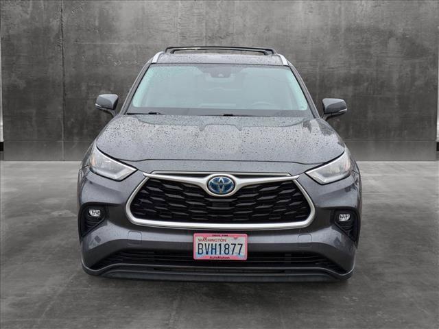 used 2020 Toyota Highlander Hybrid car, priced at $36,497