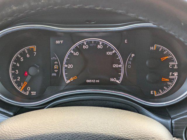used 2019 Jeep Grand Cherokee car, priced at $22,404