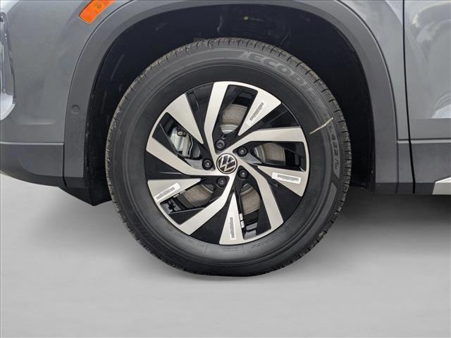 new 2025 Volkswagen Tiguan car, priced at $31,044