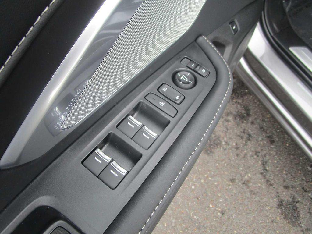 new 2026 Acura RDX car, priced at $49,650