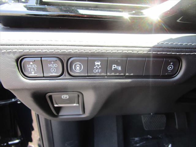 new 2025 Acura MDX car, priced at $68,250