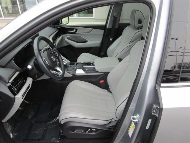 used 2022 Acura MDX car, priced at $43,495