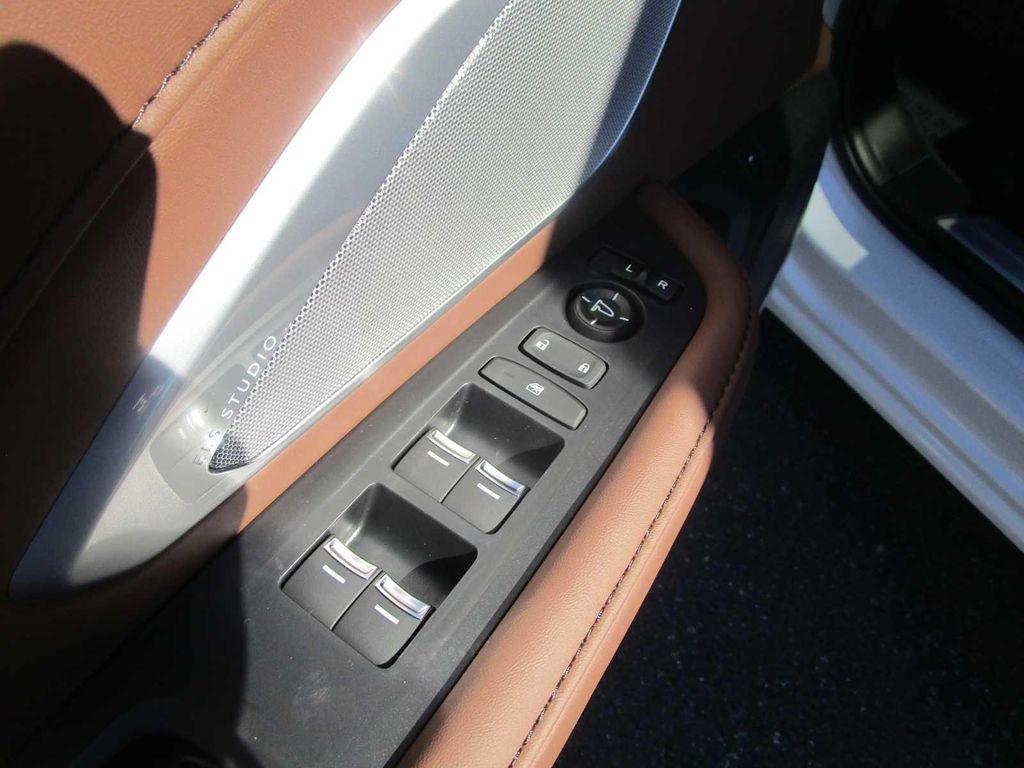 new 2026 Acura RDX car, priced at $49,650