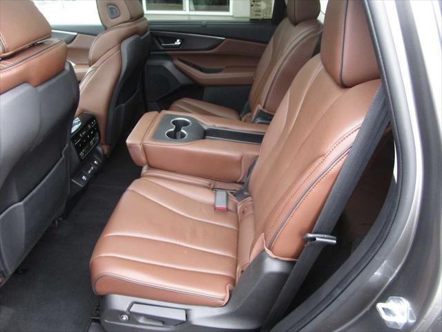 used 2022 Acura MDX car, priced at $42,998