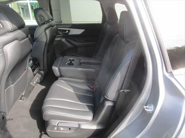 used 2023 Acura MDX car, priced at $43,998