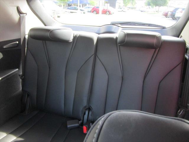 used 2023 Acura MDX car, priced at $43,998