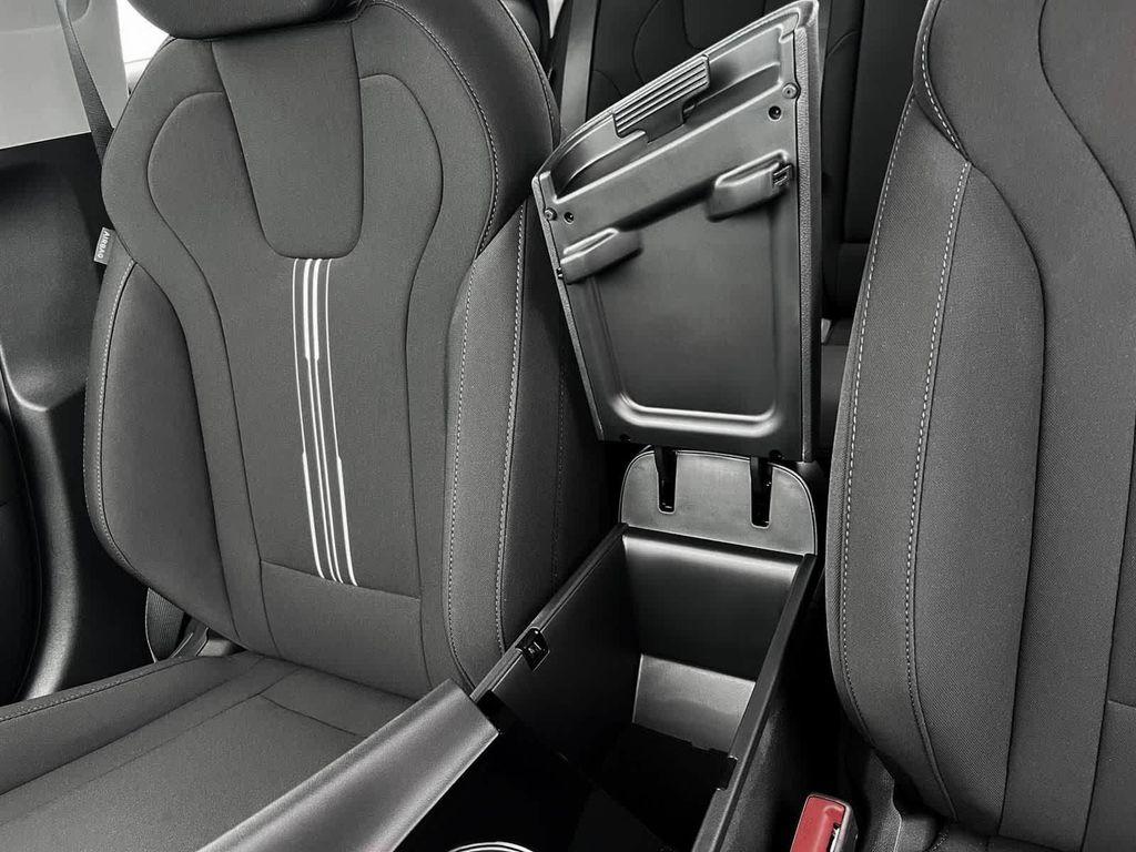 new 2025 Hyundai Elantra car, priced at $26,680