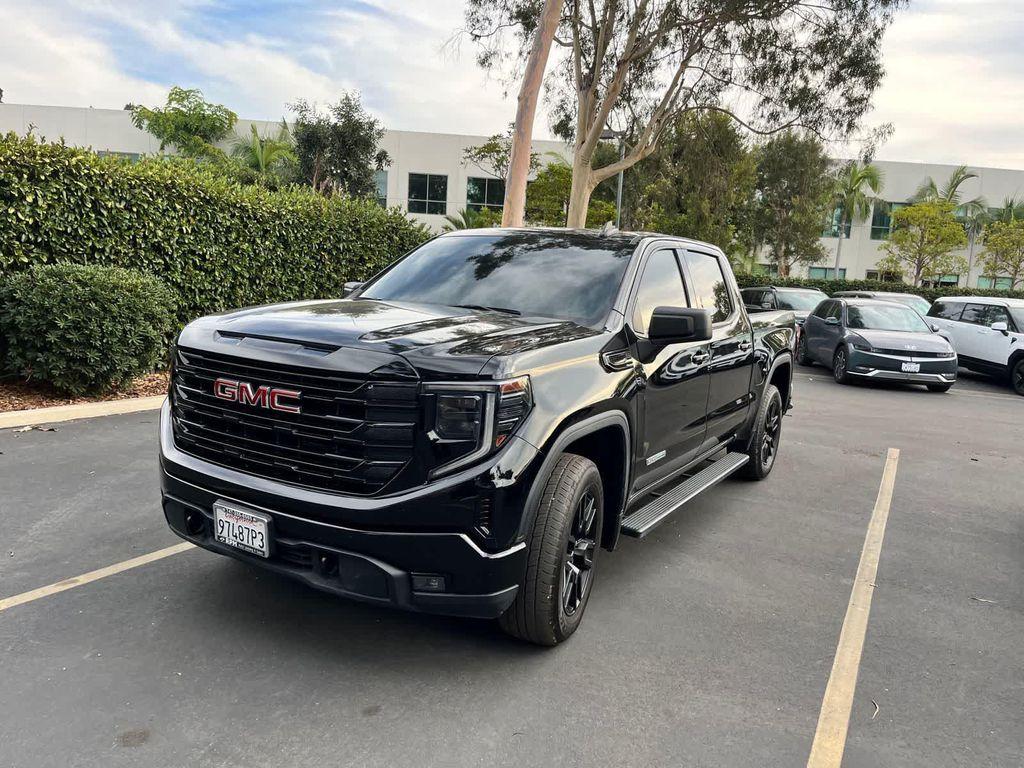 used 2022 GMC Sierra 1500 car, priced at $39,500