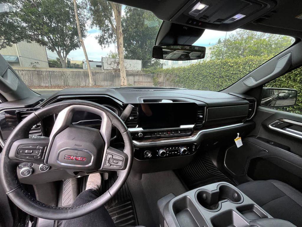 used 2022 GMC Sierra 1500 car, priced at $39,500