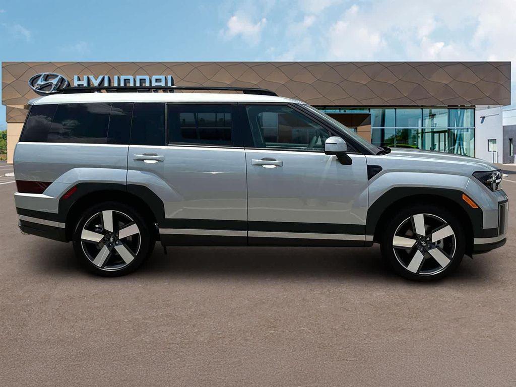 used 2025 Hyundai Santa Fe car, priced at $37,500