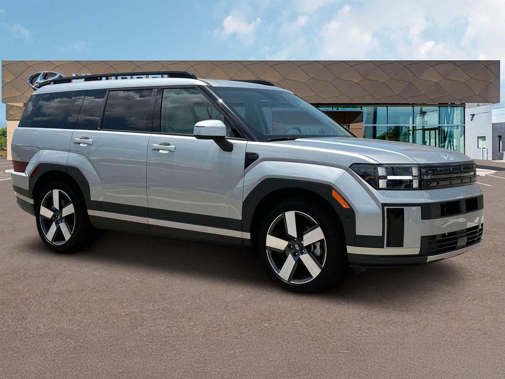 used 2025 Hyundai Santa Fe car, priced at $37,500