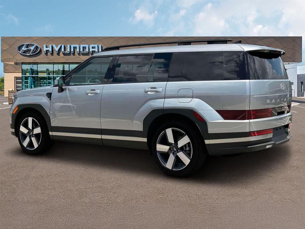 used 2025 Hyundai Santa Fe car, priced at $37,500