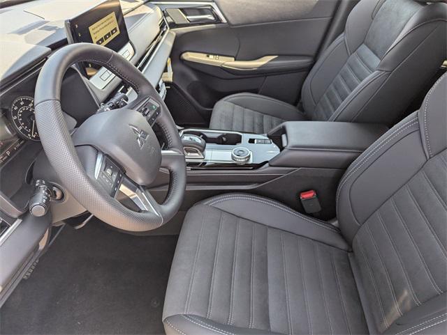 new 2025 Mitsubishi Outlander car, priced at $42,285