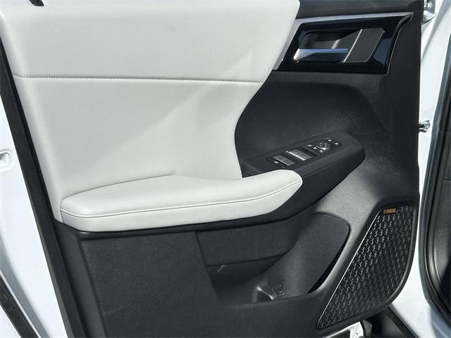 new 2025 Mitsubishi Outlander car, priced at $38,080