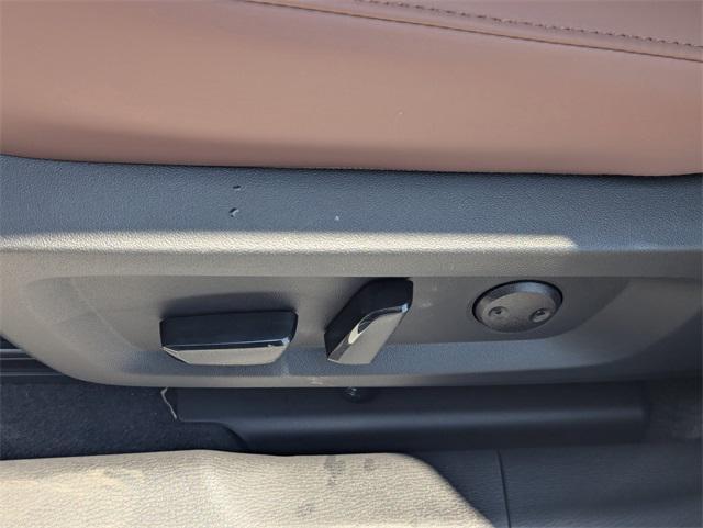 new 2025 Mitsubishi Outlander car, priced at $45,195