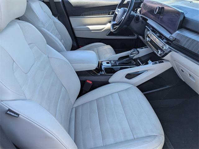 used 2024 Kia Telluride car, priced at $40,987