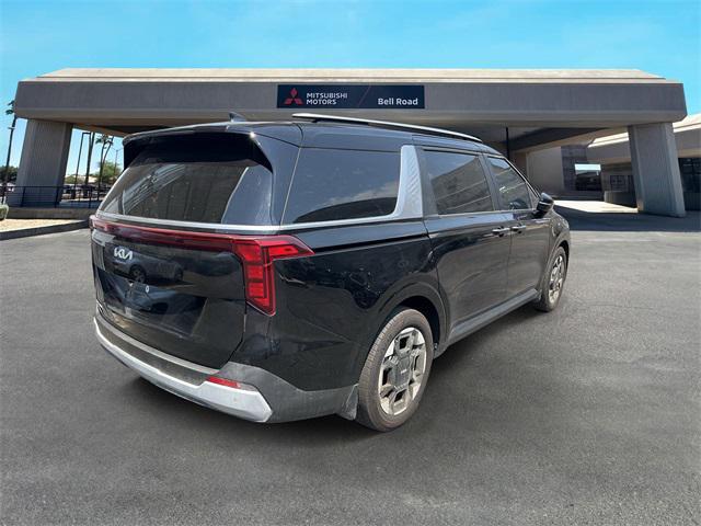 used 2025 Kia Carnival car, priced at $35,986
