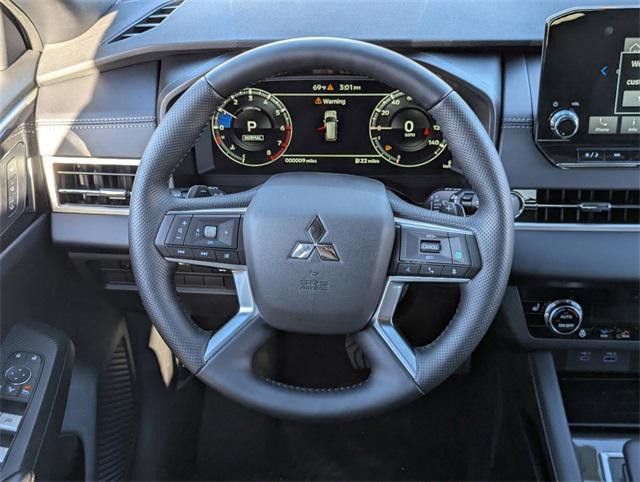 new 2024 Mitsubishi Outlander car, priced at $40,025