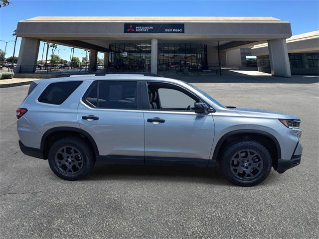 used 2025 Honda Pilot car, priced at $42,986
