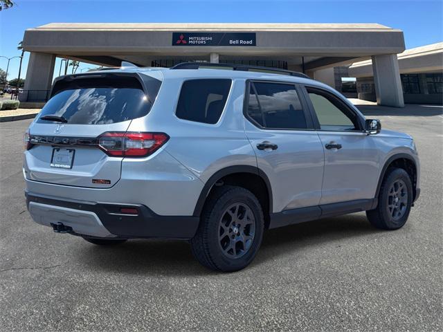 used 2025 Honda Pilot car, priced at $42,986