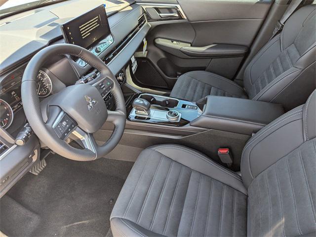 new 2025 Mitsubishi Outlander car, priced at $37,970
