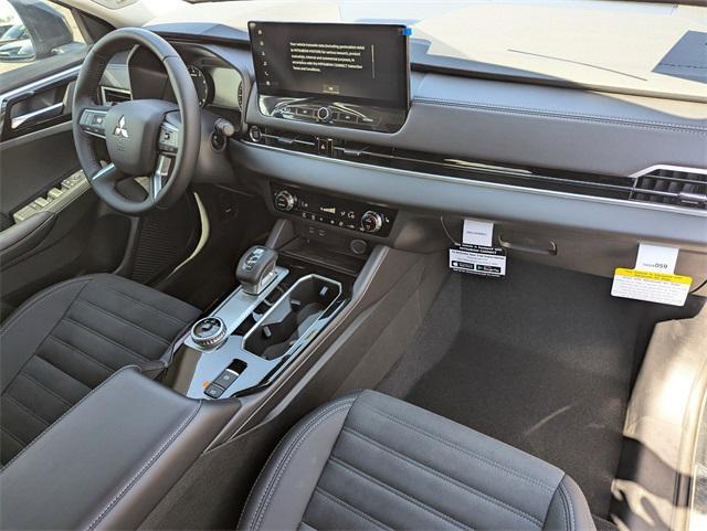 new 2025 Mitsubishi Outlander car, priced at $37,970